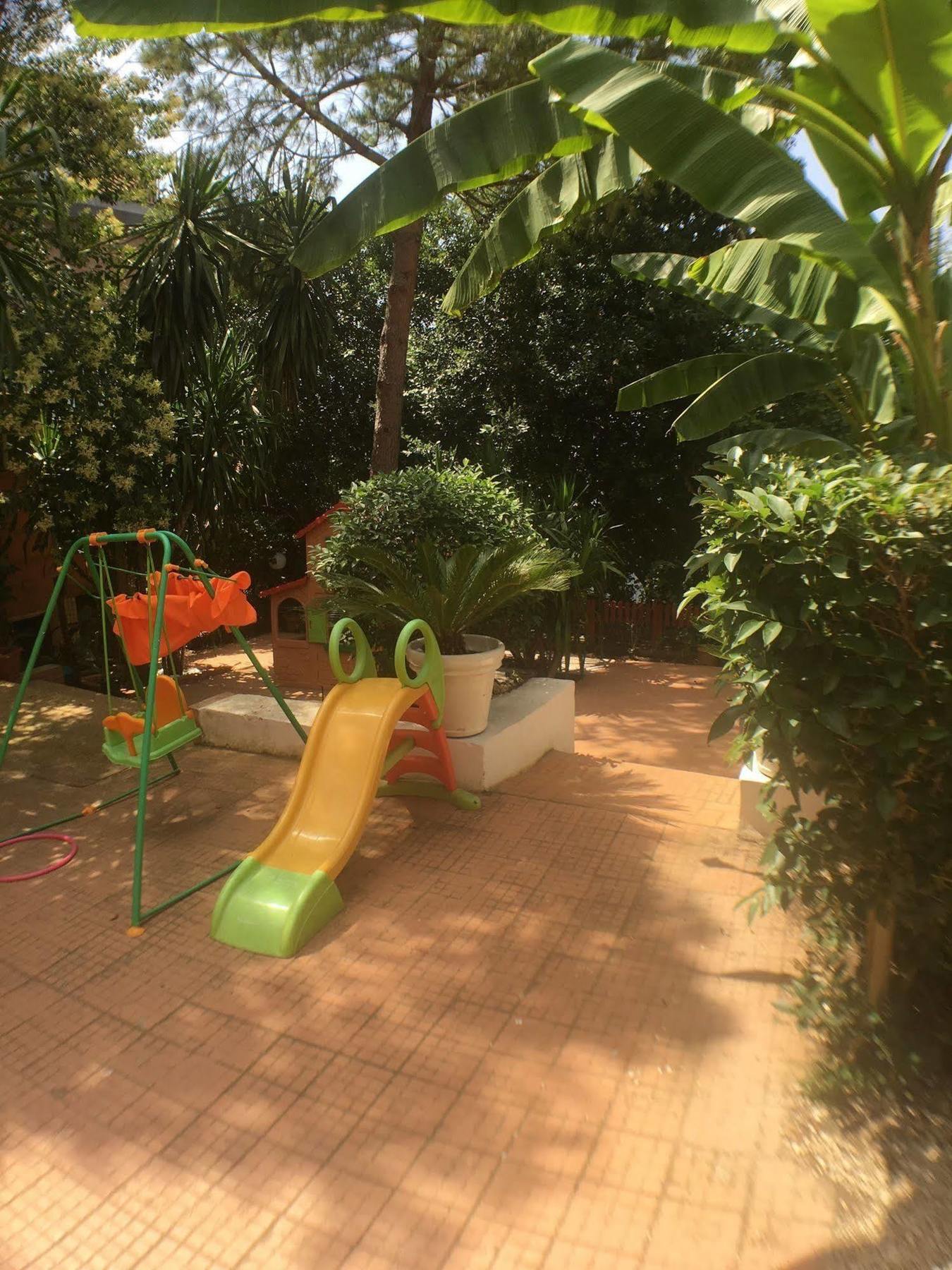 Vatican Garden House 2*